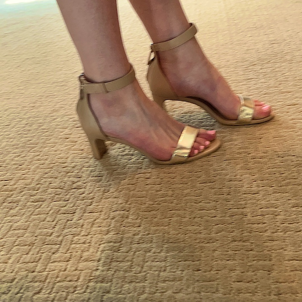 Calvin Klein, never been worn, size 6!